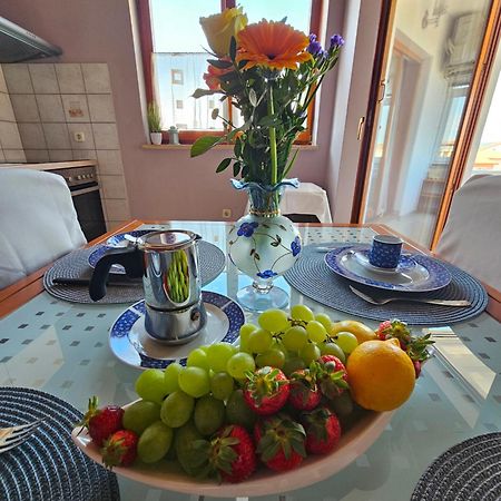 Apartment Neven Rovinj Parking Place Екстериор снимка
