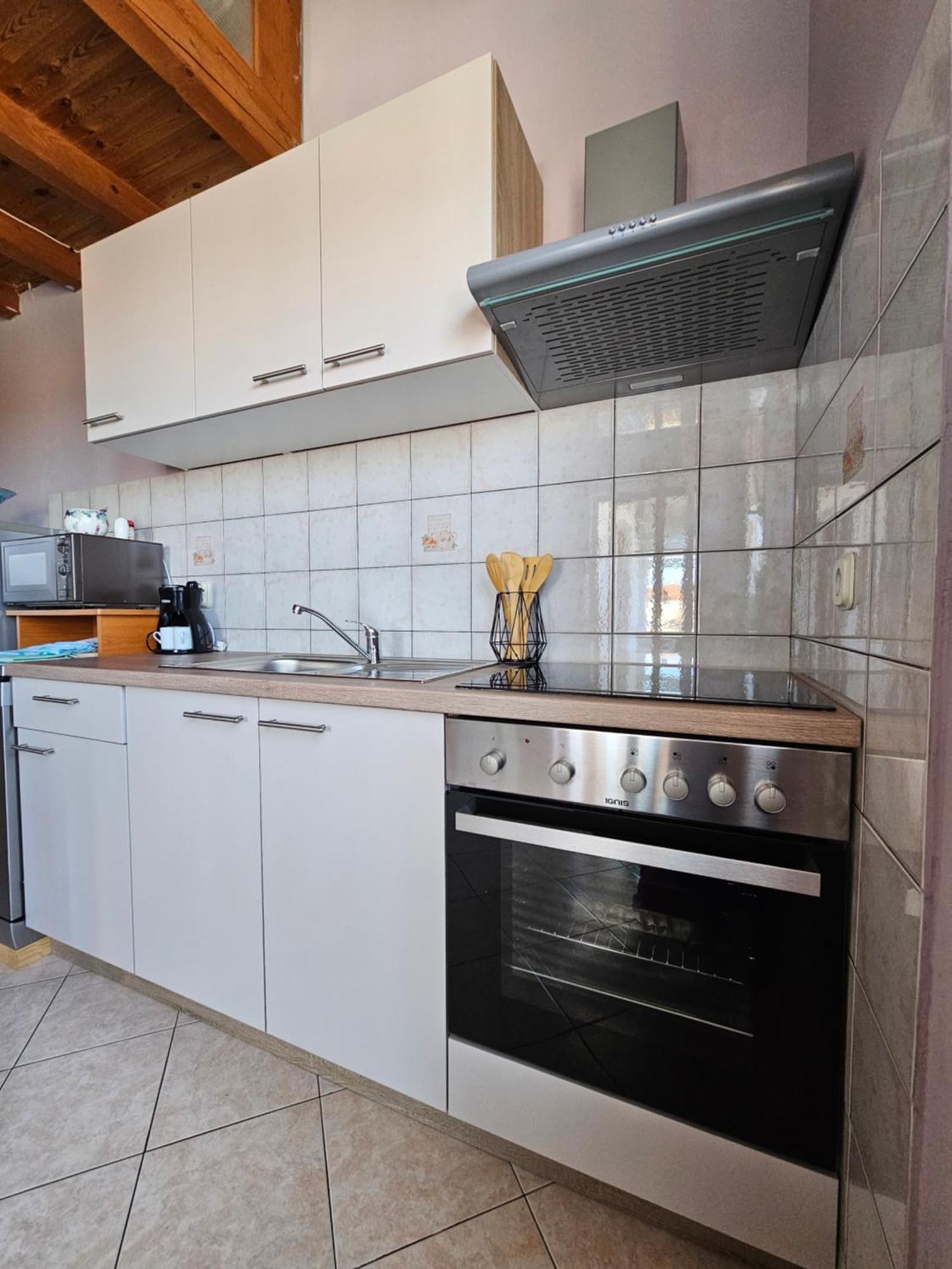 Apartment Neven Rovinj Parking Place Екстериор снимка