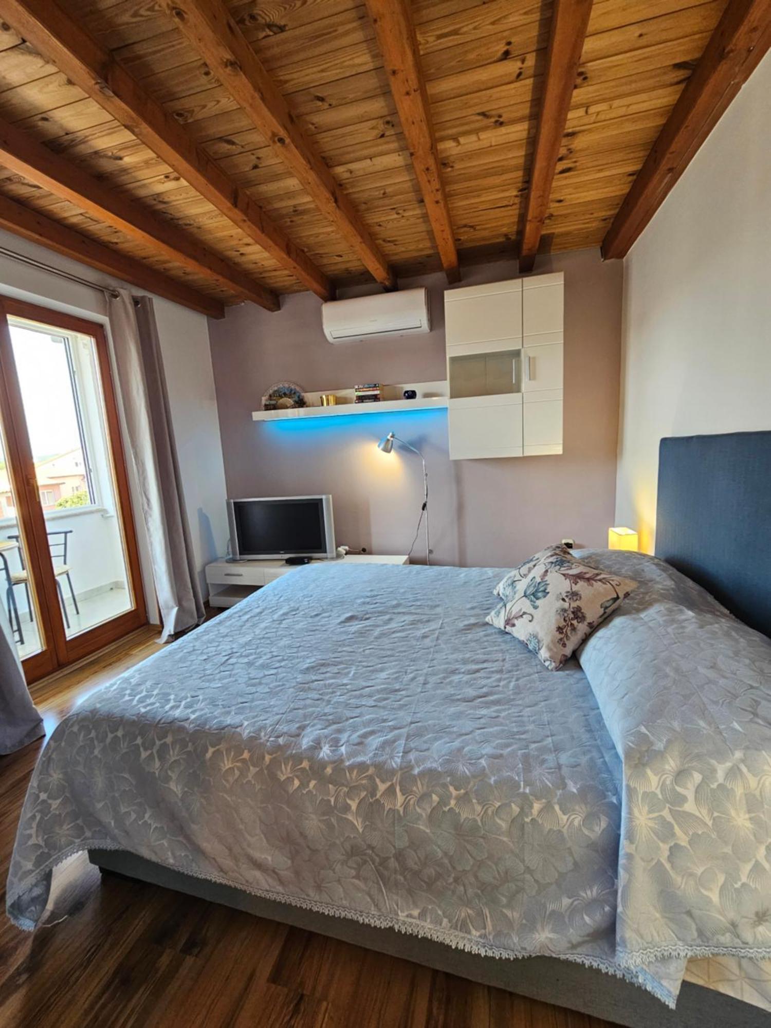 Apartment Neven Rovinj Parking Place Екстериор снимка